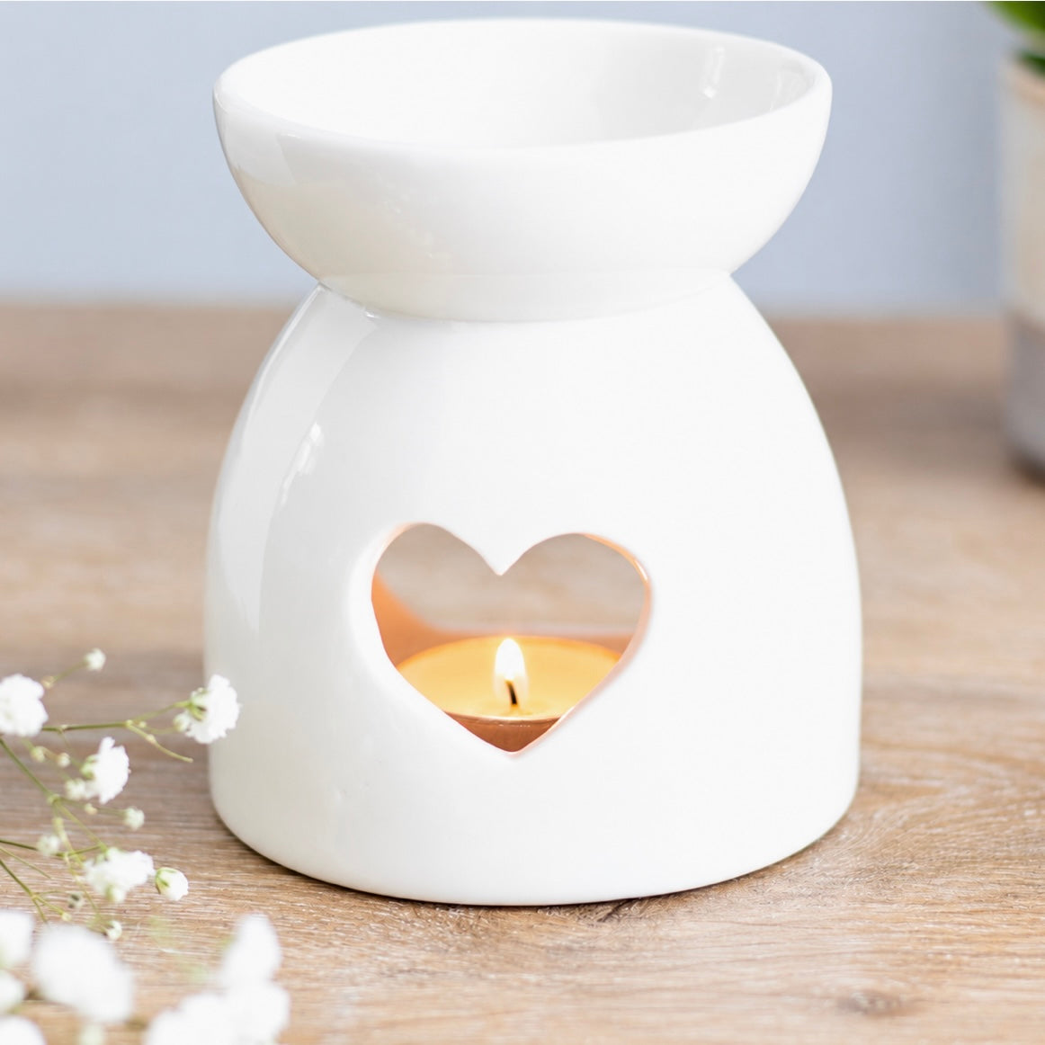 White Cut Out Heart Wax and Oil Burner