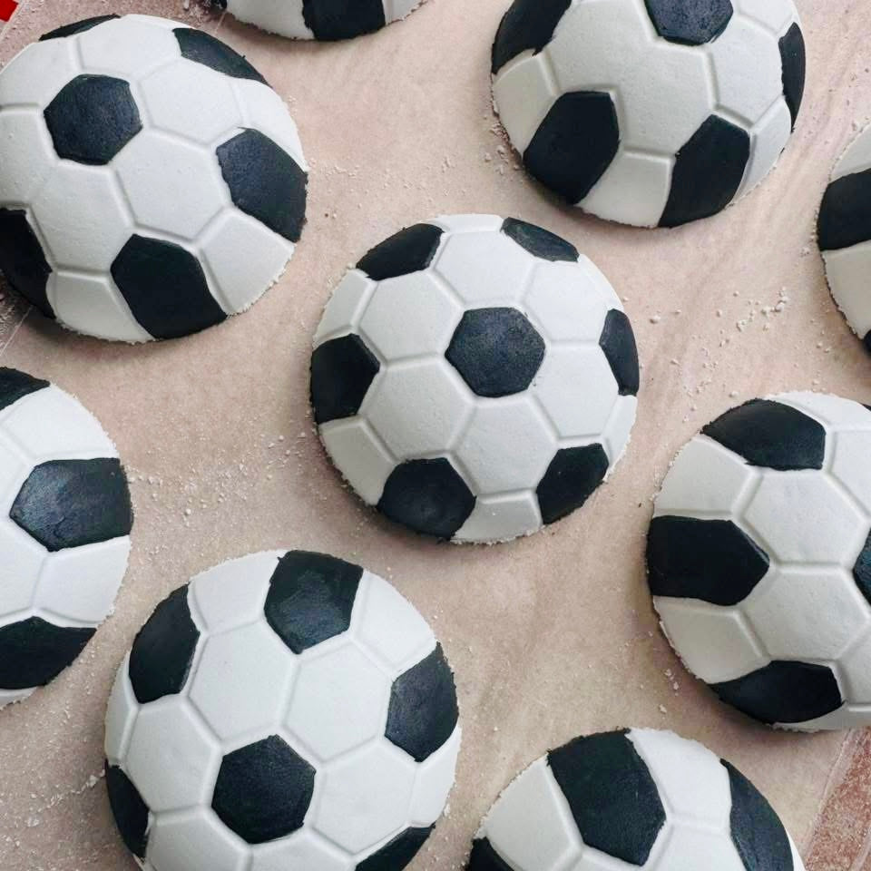 Jumbo Football Bath Bomb