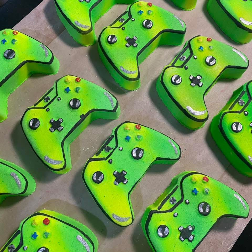 Neon X Game Controller Bath Bomb